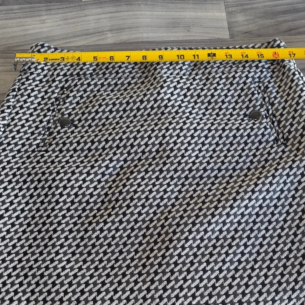 LOFT Black and gray Textured Skirt